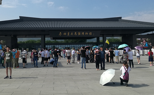 萊工.jpg 萊工.jpg