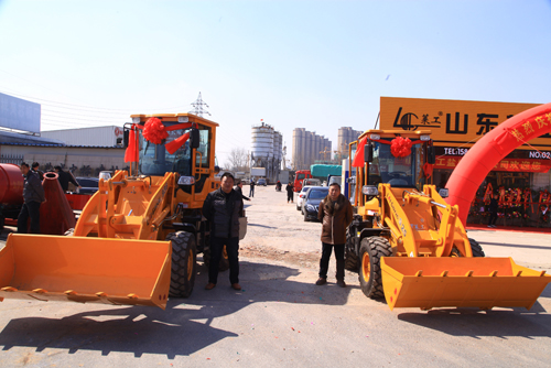 萊工.jpg 萊工.jpg